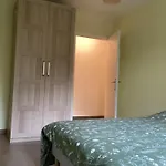 3 Chambres, 3 Lits Doubles Apartamento